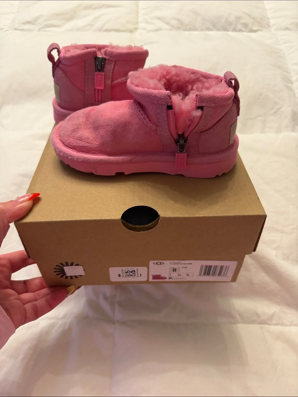 UGG Kids Pink Zip-Up Sheepskin Ankle Boots Size 8